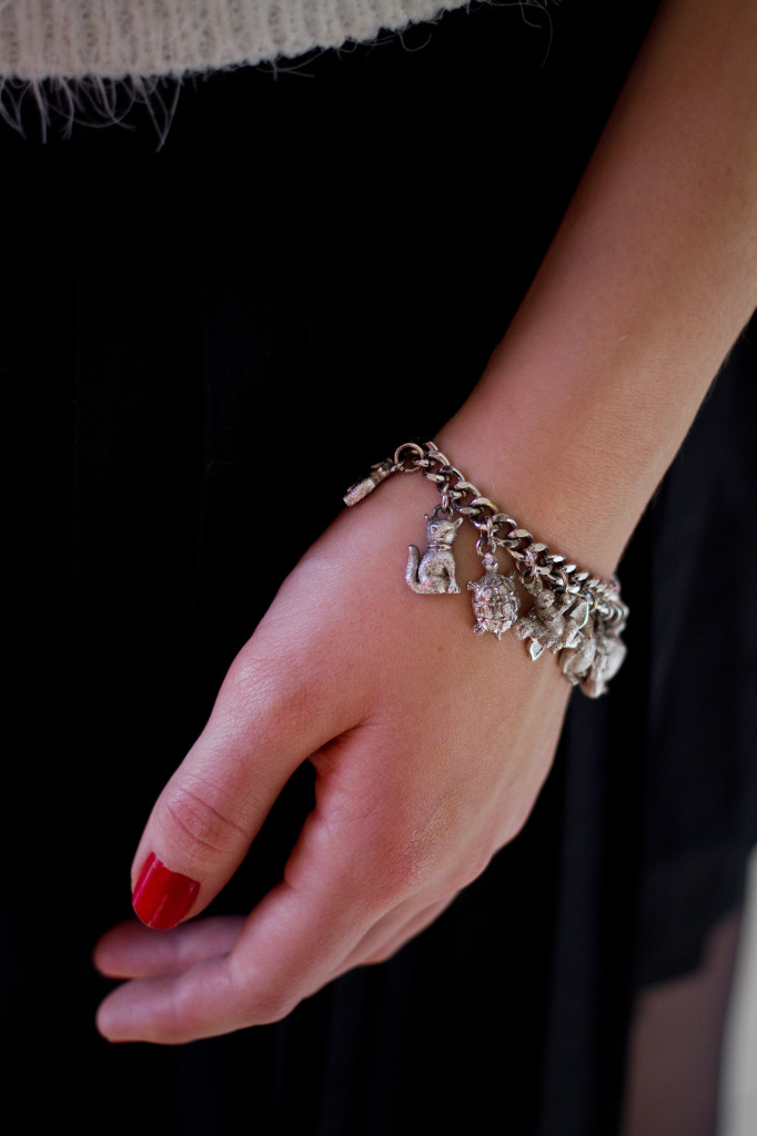 vintage-silver-charm-bracelet