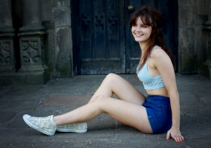 UK teen fashion blogger wearing crochet bralet and high waist denim shorts in Astley Park