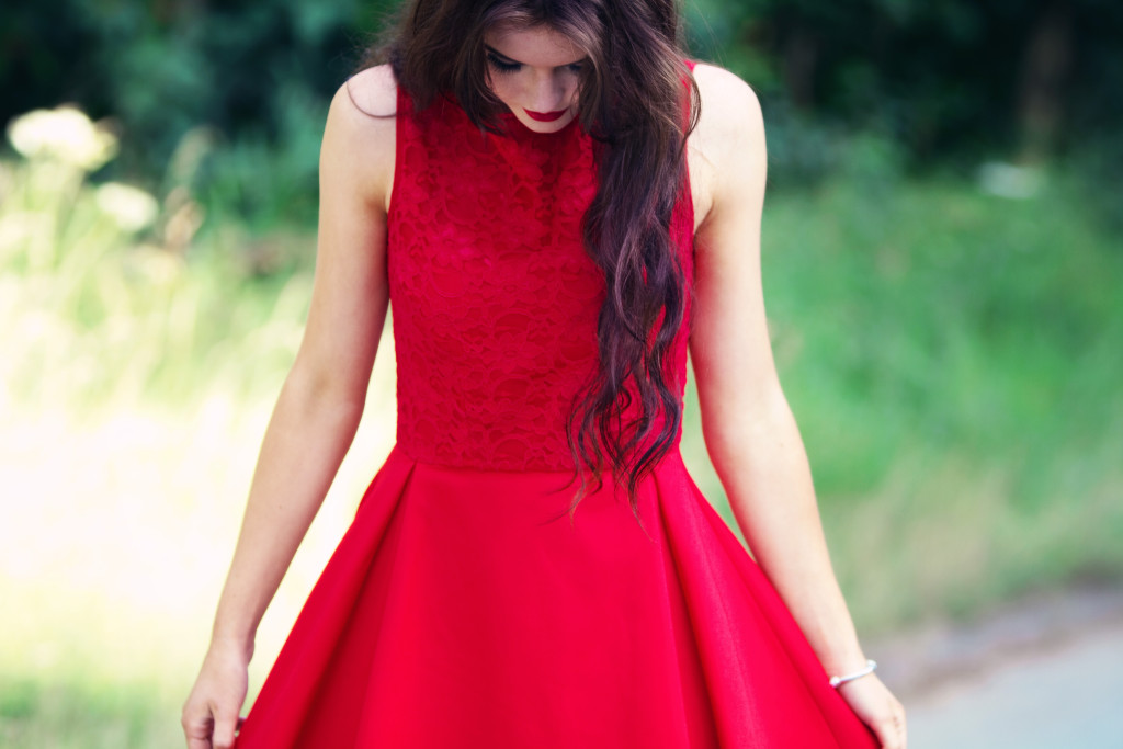 looking-down-on-full-skirt-red-dress