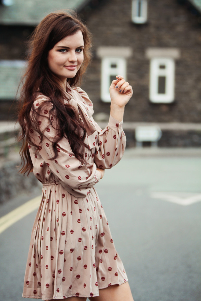 brunette-with-vintage-mini-dress